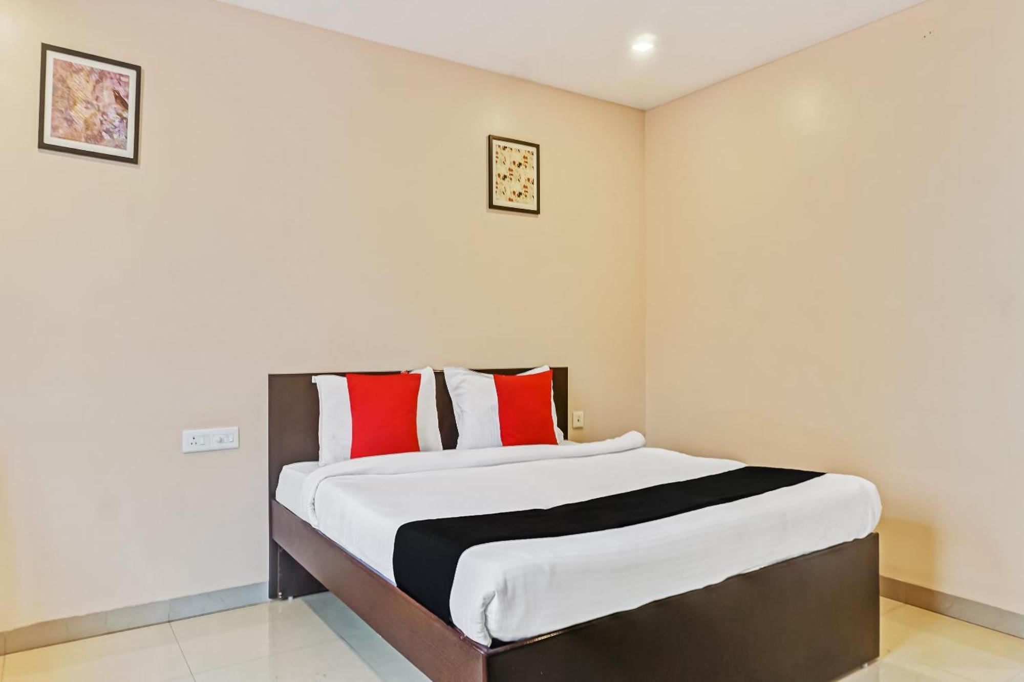 Hotel O Log Inn Plaza Near Eon It Park Pune Luaran gambar