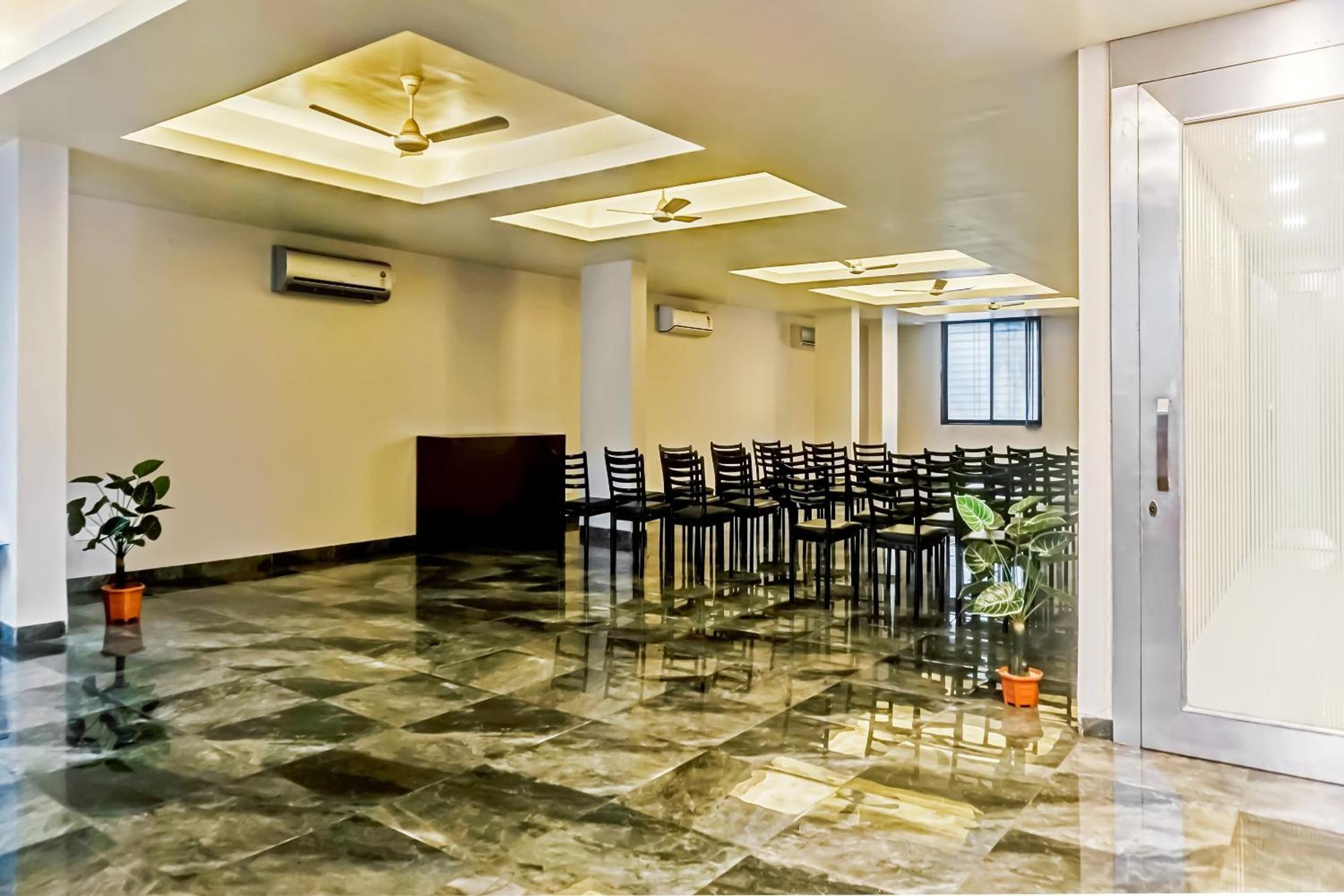 Hotel O Log Inn Plaza Near Eon It Park Pune Luaran gambar